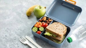 Öğrencilerin beslenmesi aileleri zorluyor: Aylık masraf 3 bin TL’yi geçti