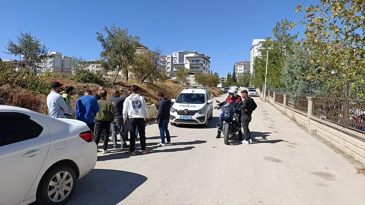 adiyamanda bicakli kavga bir kisi agir yaralandi exhNXXba.jpg
