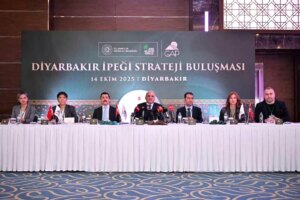 Diyarbakır İpeği Strateji Buluşması Çalıştayı Gerçekleştirildi diyarbakir ipegi strateji bulusmasi calistayi gerceklestirildi RTnPJkqM.jpg