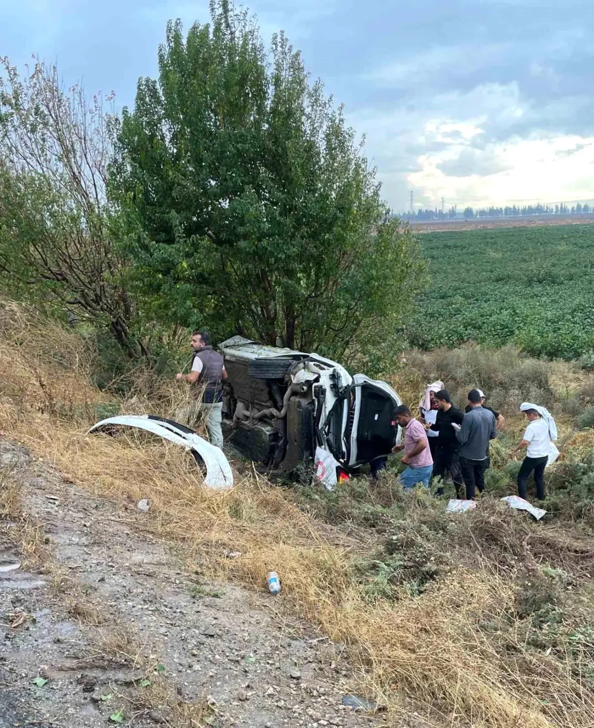 hatayda trafik kazasinda genc surucu hayatini kaybetti EqimXJvY.jpg