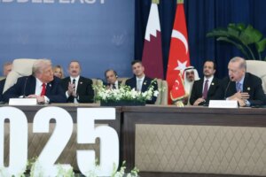trumpin erdogan ovgusunu iki lider alkislamadi o anlar kamerada F9QjC7SO.jpg