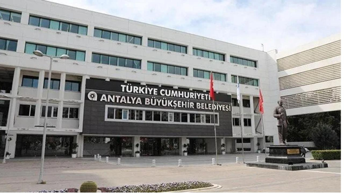antalya buyuksehir belediyesine rusvet sorusturmasinda yeni gozaltilar cZqBAG5X.jpg