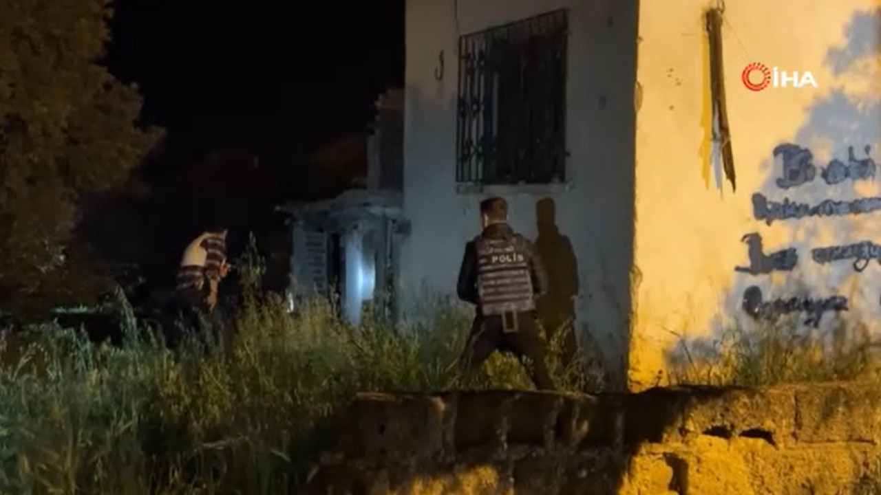 Aile İçi Şiddet İhbari Üzerine Giden Polis Ekiplerine Saldırı: İki Polis Yaralı